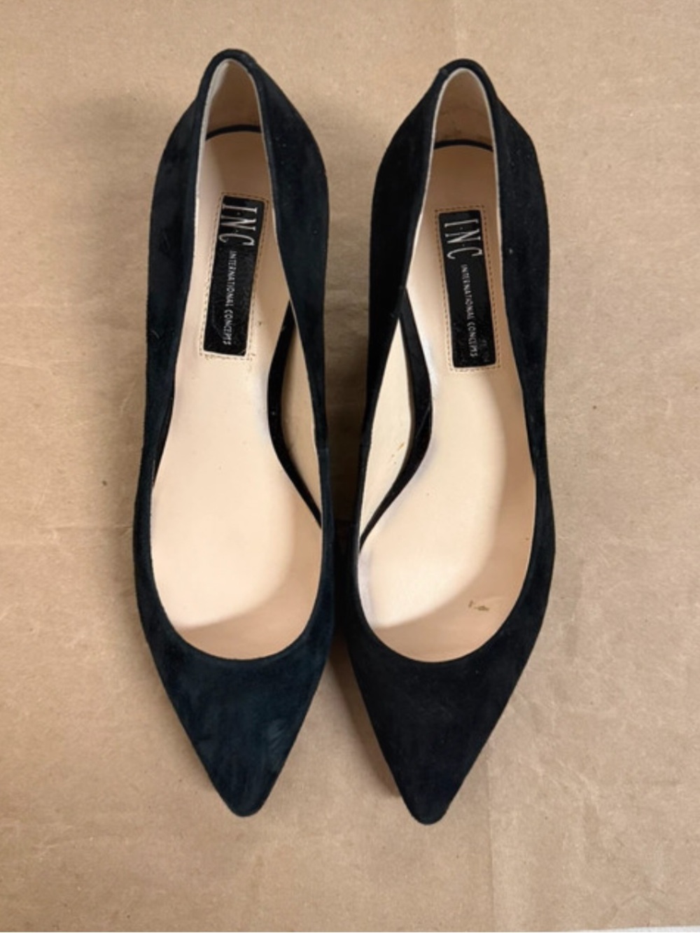 International Concepts Suede Kitten Heels pumps 5.5